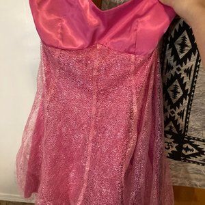 Grifflin Paris, Size: Small, Pink cocktail dress